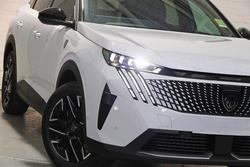 2025 Peugeot 3008 GT Premium Hybrid P64 MY25 Okenite White