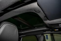 2025 Peugeot 3008 GT Premium Hybrid P64 MY25 Okenite White