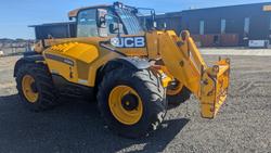 2021 JCB 542/70 Agri Farm Special