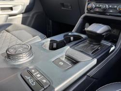 2024 Ford
Everest Platinum