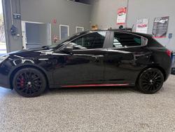 2015 Alfa Romeo Giulietta Distinctive Series 1 Alfa Black