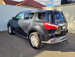 2018 Isuzu
MU-X LS-U