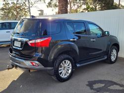 2018 Isuzu
MU-X LS-U