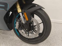 2024 CFMOTO 450 SR S grey