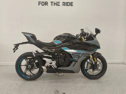 CFMOTO 450 SR S