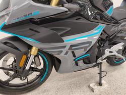 2024 CFMOTO 450 SR S grey