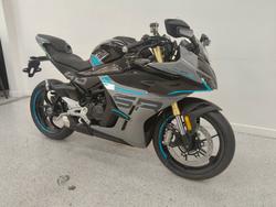 2024 CFMOTO 450 SR S grey