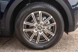 2025 Mahindra XUV700 AX7L Midnight Black