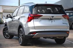 2025 Mahindra XUV700 AX7L Dazzling Silver