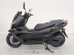 2025 CFMOTO 2025 CFMOTO 150CC 150SC Scooter ABS GEM BLACK