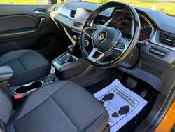 2021 Renault Captur Zen XJB Atacama Orange