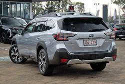 2020 Subaru
Outback AWD Touring