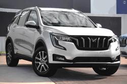 2025 Mahindra
XUV700 AX7L