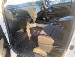 2021 Toyota Hilux SR