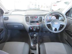2010 Kia
Rio Sports Special Edition