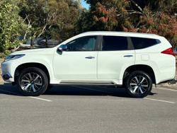 2017 Mitsubishi
Pajero Sport GLS