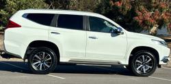 2017 Mitsubishi
Pajero Sport GLS