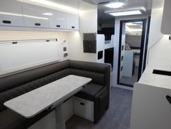 2025 JB Caravans Gator X Family Fd 18' (2 X Bunk)