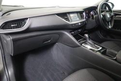 2019 Holden
Commodore LT