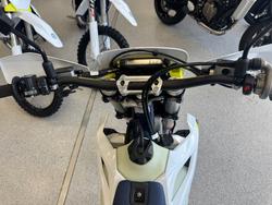 2025 HUSQVARNA FE250 WHITE