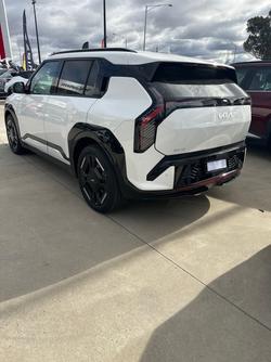 2025 Kia
                EV3 GT-Line Long Range