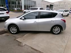 2014 Nissan
                Pulsar ST