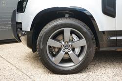 2023 Land Rover
Defender 110 D300 X-Dynamic HSE