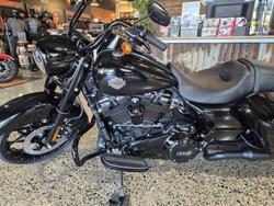 2025 Harley-Davidson Road King Special 114 (FLHRXS)
