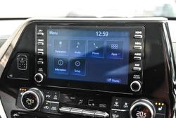 2022 Toyota
                Kluger GXL
