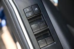 2022 Toyota
                Kluger GXL