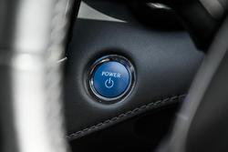 2022 Toyota
                Kluger GXL