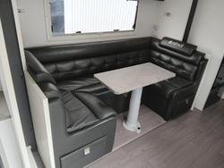 2016 Retreat Daydream 226C Slide Out