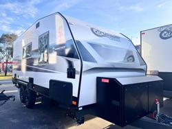 2025 Crusader My25 Musketeer Centaur 19'4Ft Semi Off-Road Couples Van