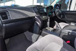 2013 Toyota Landcruiser GXL VDJ200R MY12 4X4 Constant Glacier White