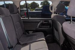2013 Toyota Landcruiser GXL VDJ200R MY12 4X4 Constant Glacier White
