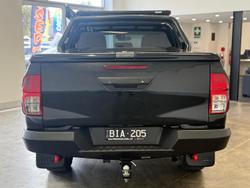 2020 Toyota
Hilux Rugged X