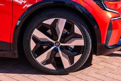 2024 Renault
                Megane E-Tech Techno EV60