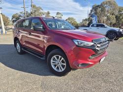 2022 Isuzu
MU-X LS-M