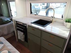 2025 JB Caravans Gator 17.10 Rd