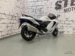 2025 Suzuki Hayabusa (GSX1300R) Hayabusa White