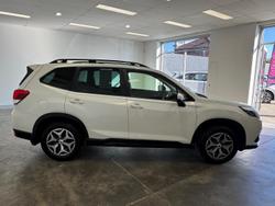 2023 Subaru Forester 2.5i