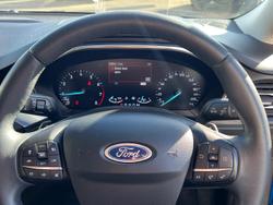 2019 Ford
Focus Titanium