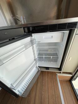 2025 Cub H14 Single Beds (Available For Immediate Delivery)