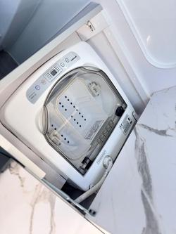 2025 Crusader My25 Musketeer Treville Club Lounge Ensuite Couples Van