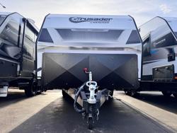 2025 Crusader My25 Musketeer Treville Club Lounge Ensuite Couples Van