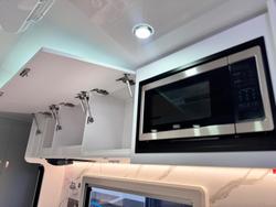 2025 Crusader My25 Musketeer Treville Club Lounge Ensuite Couples Van