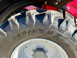 2025 Massey Ferguson 7S.155 Dyna-6 Red