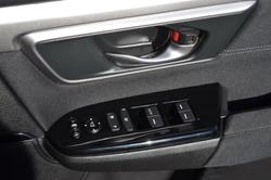 2019 Honda
                CR-V VTi-S