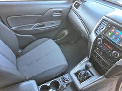 2021 Mitsubishi Triton GLX-R MR MY22 4X4 Dual Range Black Mica