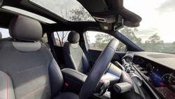 2024 Mercedes-Benz GLB-Class GLB200